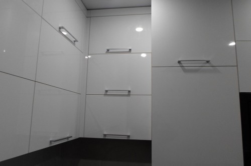 Кухни из пластика №63