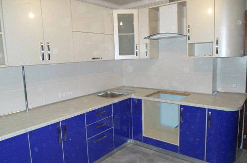 Кухни из пластика №37