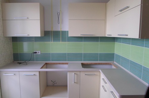 Кухни из пластика №15