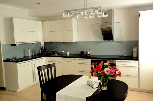 Кухни из пластика №74